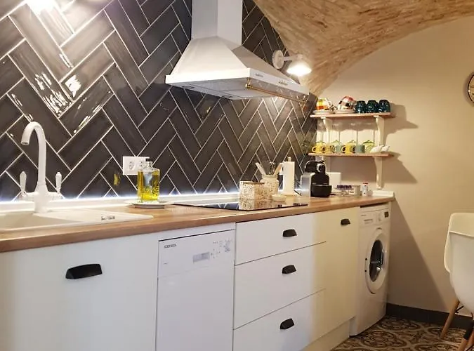 Castillo 13 * Касерес